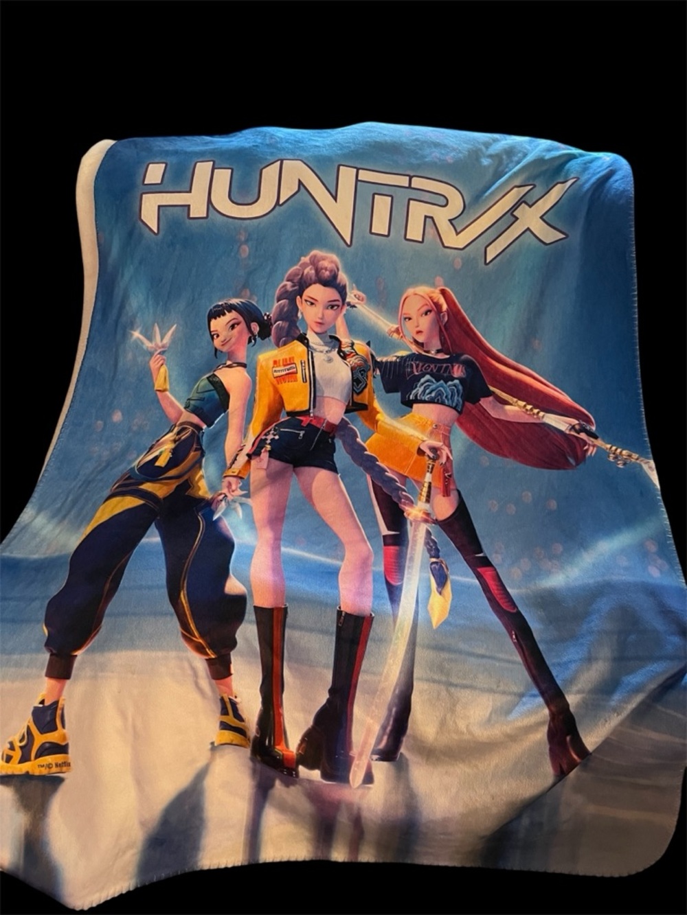 HUNTRIX K-pop Demon Hunters Sherpa Blanket